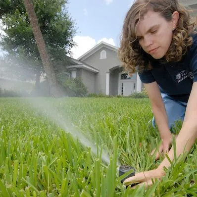 thumbnail for publication: Engaging Consumers in At-Home Water Conservation: A Guide for Extension